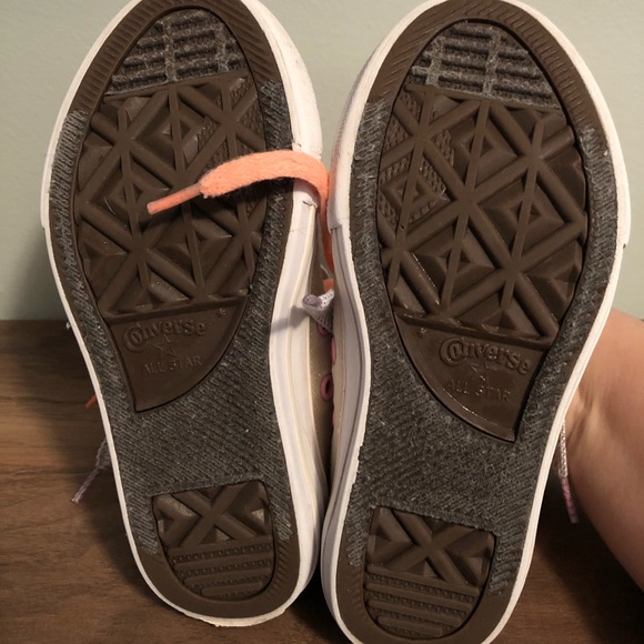 Size 11 cream glitter converse with double laces - Picture 2 of 2